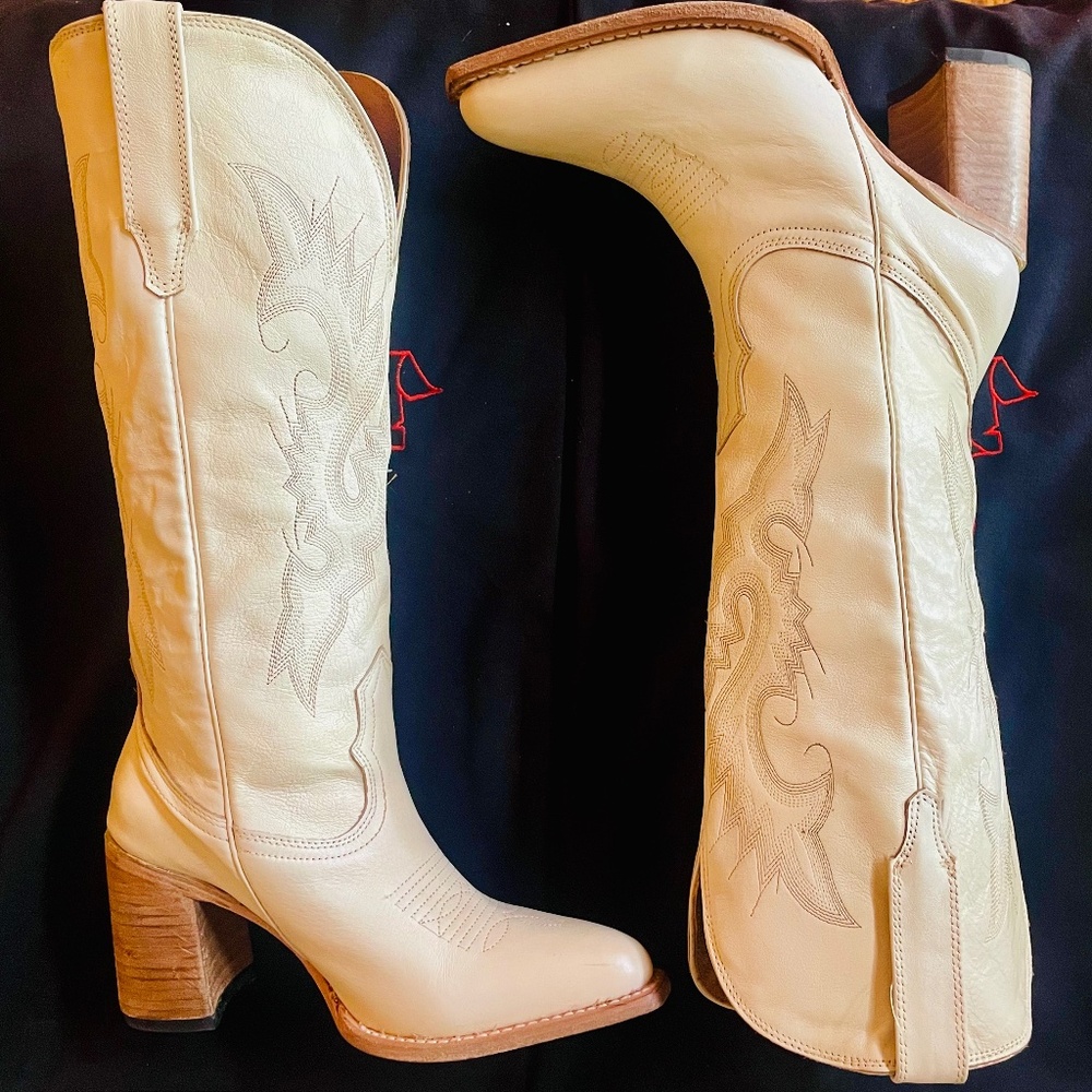 Freebird Jackson White Boots